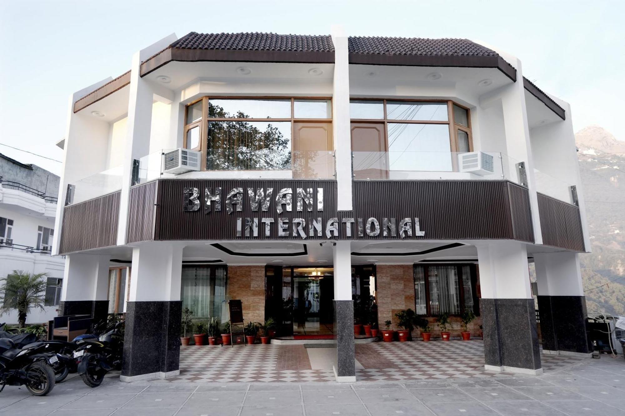 Hotel Bhawani International Katra  Ngoại thất bức ảnh